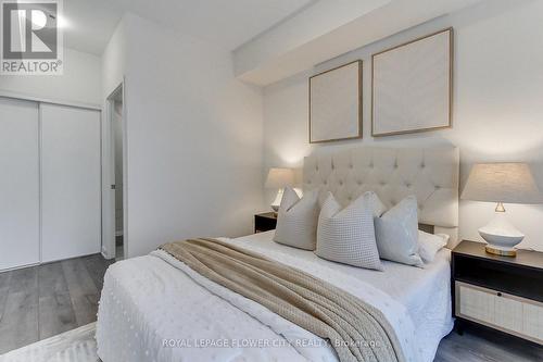 1502 - 105 Oneida Crescent, Richmond Hill, ON - Indoor Photo Showing Bedroom