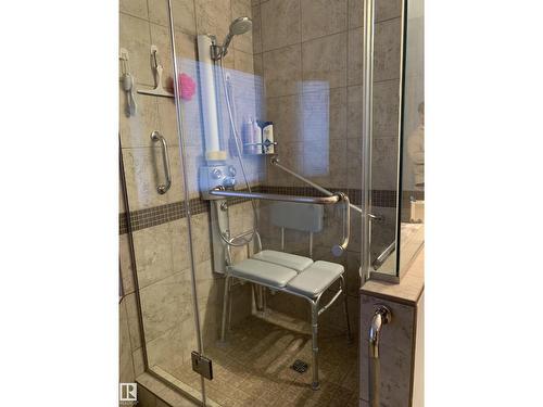 57 Longview Dr, Spruce Grove, AB - Indoor Photo Showing Bathroom