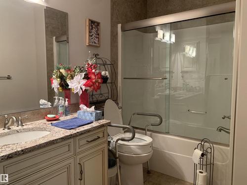 57 Longview Dr, Spruce Grove, AB - Indoor Photo Showing Bathroom