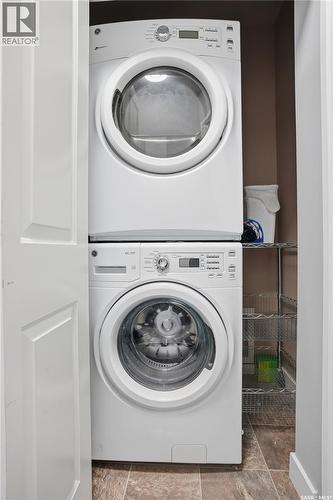 305 2255 Angus Street, Regina, SK - Indoor Photo Showing Laundry Room