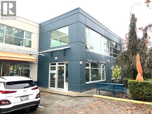 227 998 Harbourside Drive, North Vancouver, BC 