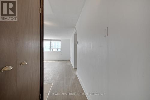 1704 - 914 Yonge Street, Toronto, ON - Indoor Photo Showing Other Room