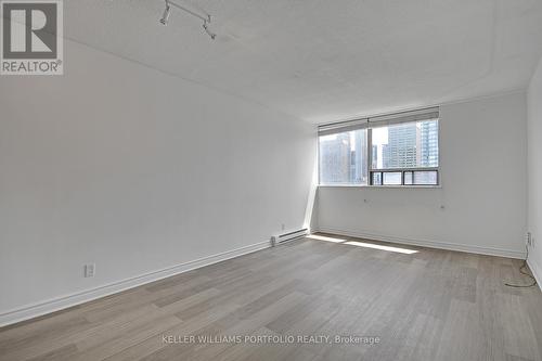 1704 - 914 Yonge Street, Toronto, ON - Indoor Photo Showing Other Room