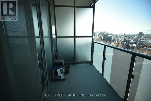 2607 - 1080 Bay St. Avenue W, Toronto, ON - Outdoor With View With Exterior