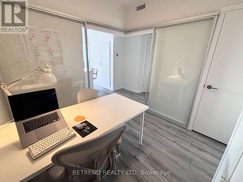 2101 - 15 Ellerslie Avenue, Toronto, ON - Indoor