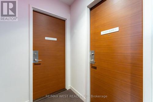 2605 - 170 Fort York Boulevard, Toronto, ON - Indoor Photo Showing Other Room