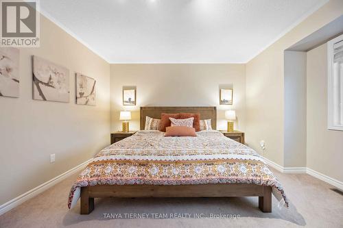 67 Florence Drive, Whitby, ON - Indoor Photo Showing Bedroom