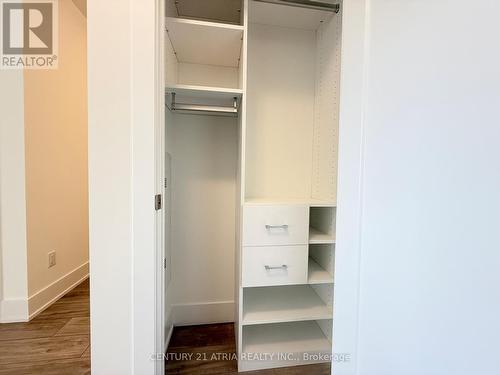 front closet - 718 - 259 The Kingsway, Toronto, ON - Indoor Photo Showing Other Room