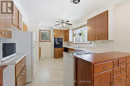 6780 Mcniven Road, Burlington, ON - Indoor Photo Showing Kitchen