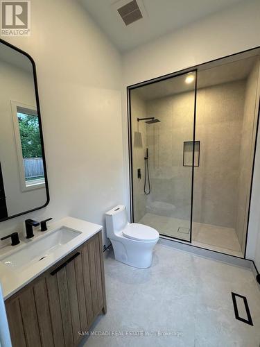 OUTDOOR WASHROOM - 243 Prince George Crescent, Oakville, ON - Indoor Photo Showing Bathroom