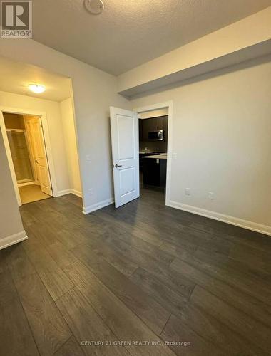 205 - 3220 William Coltson Avenue, Oakville, ON - Indoor Photo Showing Other Room