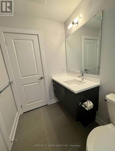 205 - 3220 William Coltson Avenue, Oakville, ON - Indoor Photo Showing Bathroom