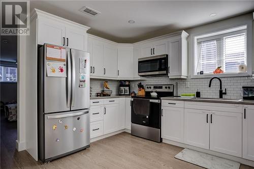 4537 & 4549 Notre Dame Avenue, Hanmer, ON - Indoor Photo Showing Kitchen