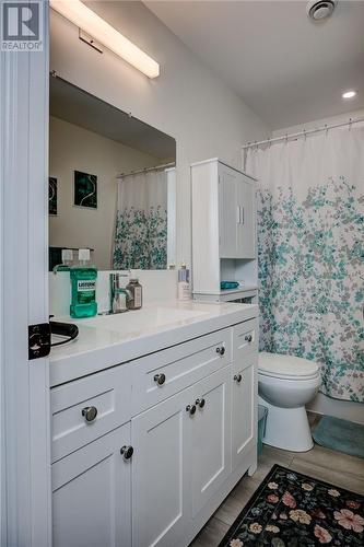 4537 & 4549 Notre Dame Avenue, Hanmer, ON - Indoor Photo Showing Bathroom