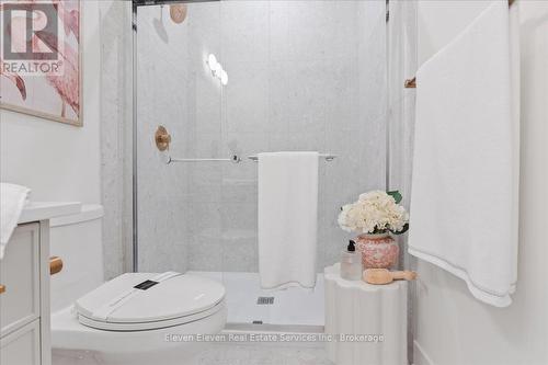 68 Cygnet Drive, Stratford, ON - Indoor Photo Showing Bathroom