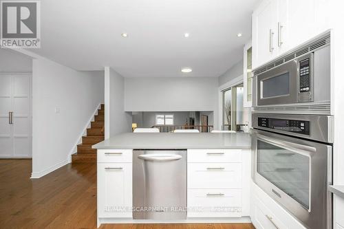 112 Thomas Street, Cambridge, ON - Indoor Photo Showing Kitchen