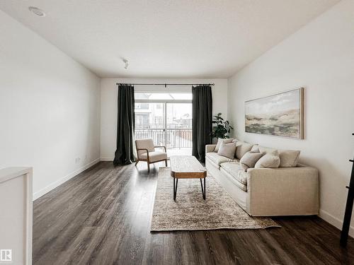 #14 100 Jensen Bv, St. Albert, AB - Indoor Photo Showing Living Room