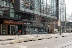 1201 - 290 ADELAIDE STREET  Toronto, ON M5V 0P3