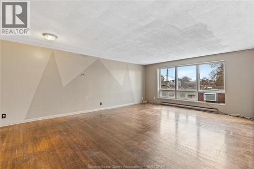 1400-1430 Seneca Street, Windsor, ON - Indoor Photo Showing Other Room