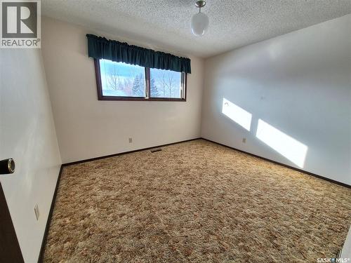 725 Shropshire Avenue, Radville, SK - Indoor Photo Showing Other Room