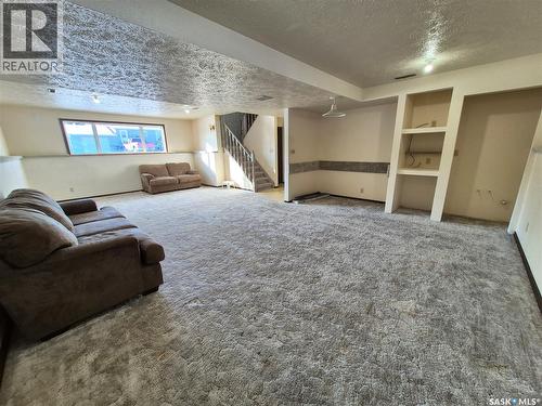 725 Shropshire Avenue, Radville, SK - Indoor