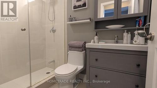 201B - 9090 Yonge Street, Richmond Hill, ON - Indoor Photo Showing Bathroom