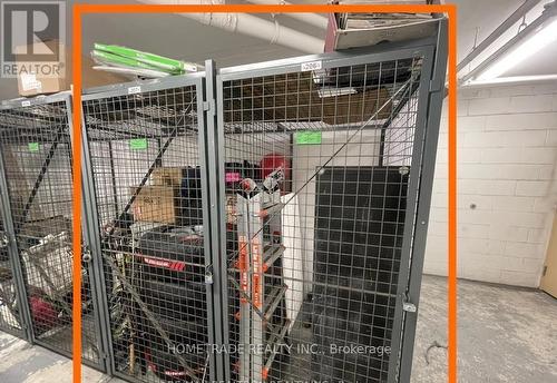 201B - 9090 Yonge Street, Richmond Hill, ON - Indoor With Storage