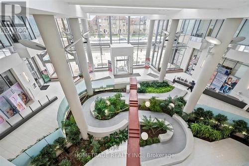201B - 9090 Yonge Street, Richmond Hill, ON - Indoor