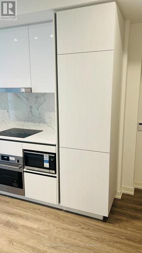 2301 - 8 Interchange Way, Vaughan, ON - Indoor