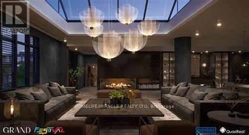 2301 - 8 Interchange Way, Vaughan, ON - Indoor