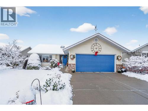 801 20Th Street Ne Unit# 4, Salmon Arm, BC - Outdoor