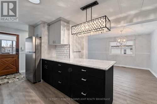 12 Redford Drive, South Huron (Exeter), ON - Indoor Photo Showing Kitchen