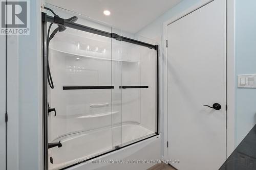 12 Redford Drive, South Huron (Exeter), ON - Indoor Photo Showing Bathroom