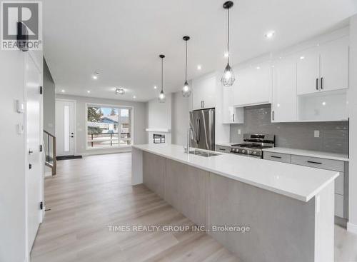 9145 154 St. Sw, Edmonton, AB - Indoor Photo Showing Kitchen With Upgraded Kitchen