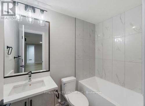 9145 154 St. Sw, Edmonton, AB - Indoor Photo Showing Bathroom