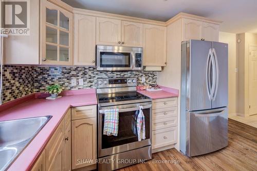 13 - 694 Grey Street, Brantford, ON - Indoor Photo Showing Kitchen With Upgraded Kitchen