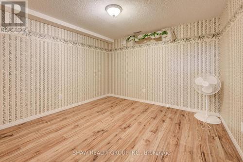 13 - 694 Grey Street, Brantford, ON - Indoor