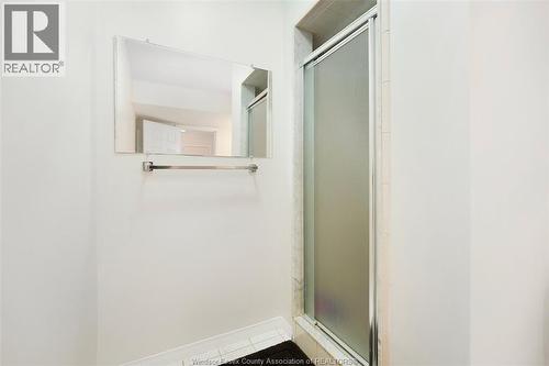 445 Olcott Avenue, Lasalle, ON - Indoor