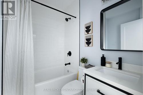 1059 Saint Clarens Avenue, Toronto, ON - Indoor Photo Showing Bathroom