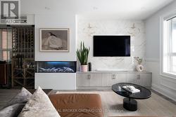 1059 SAINT CLARENS AVENUE  Toronto, ON M6H 3X8