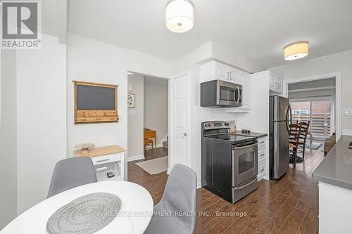 15 - 565 Guelph Line, Burlington, ON - Indoor