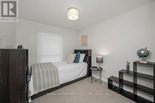 15 - 565 Guelph Line, Burlington, ON - Indoor Photo Showing Bedroom