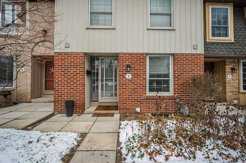 15 - 565 Guelph Line, Burlington, ON - Outdoor