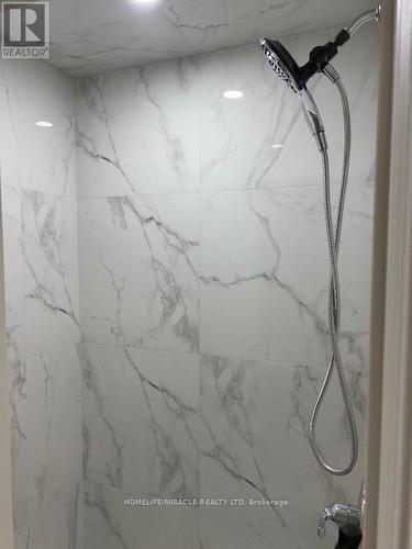 411 Bristol Road W, Mississauga, ON - 