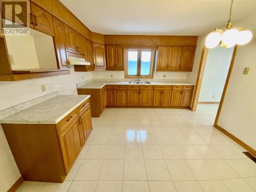 15 Fields Square, Sault Ste. Marie, ON - Indoor Photo Showing Kitchen With Double Sink