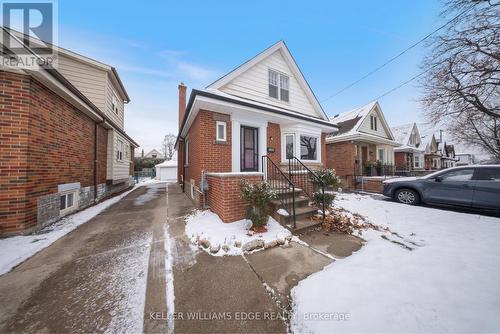 186 Huxley Avenue S, Hamilton, ON - Outdoor