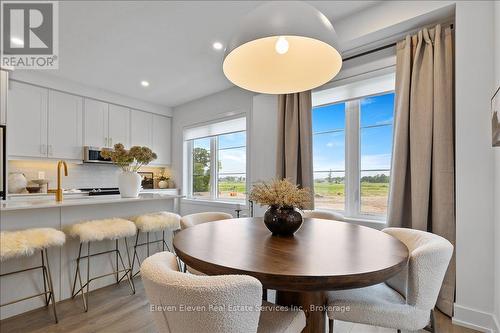 56 Balladry Boulevard, Stratford, ON - Indoor Photo Showing Dining Room