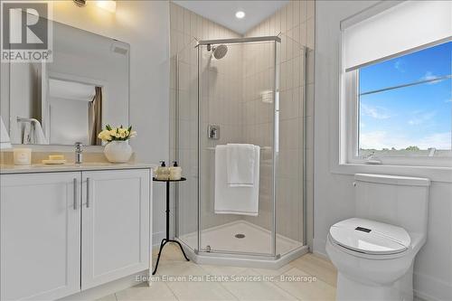 56 Balladry Boulevard, Stratford, ON - Indoor Photo Showing Bathroom