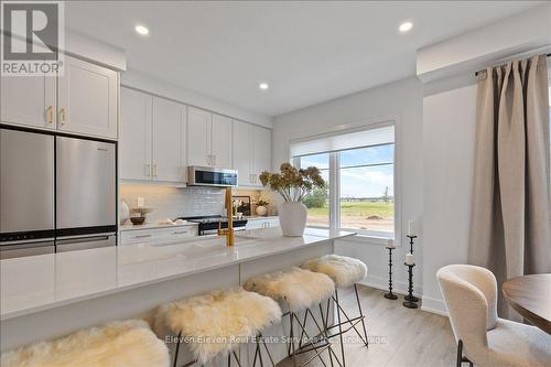 56 Balladry Boulevard, Stratford, ON - Indoor Photo Showing Kitchen