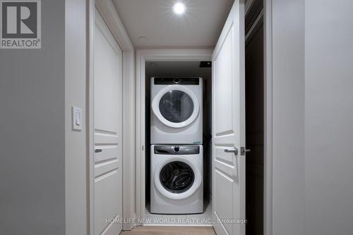 17 - 135 Long Branch Avenue, Toronto, ON - Indoor Photo Showing Laundry Room